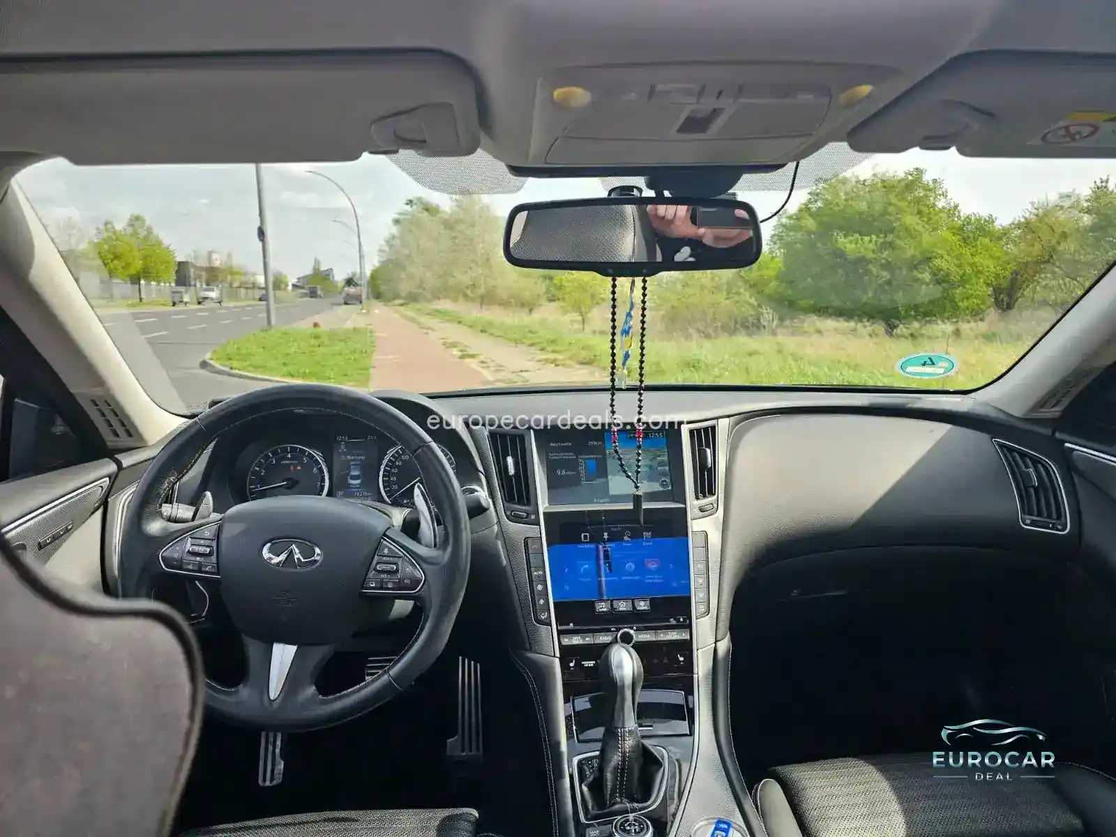 Infiniti Q50