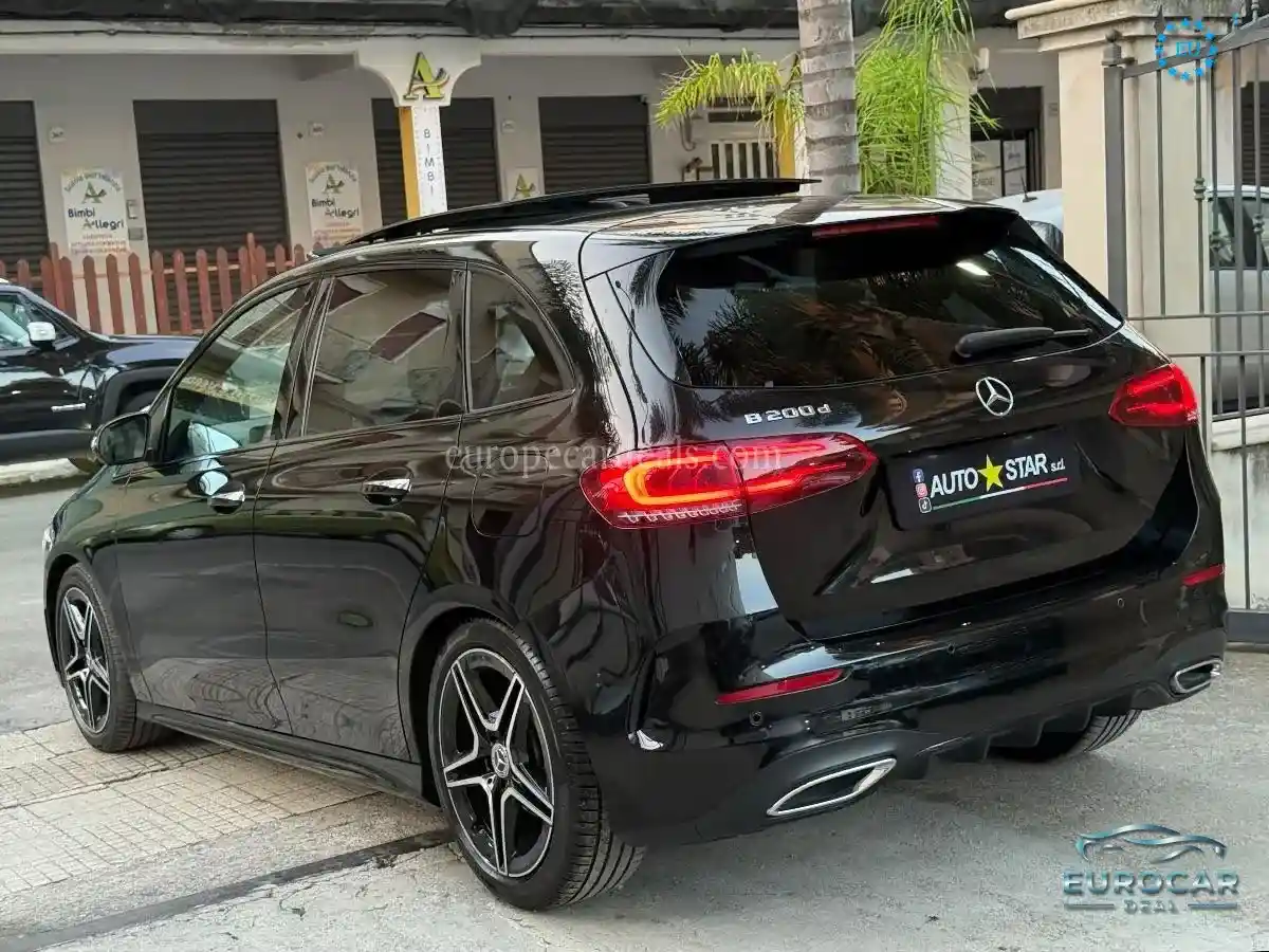 Mercedes-Benz B 200