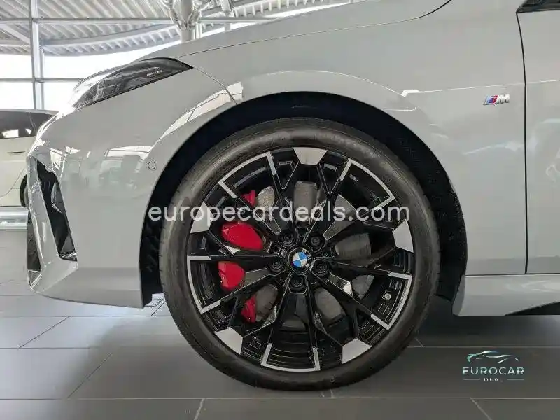 BMW M235