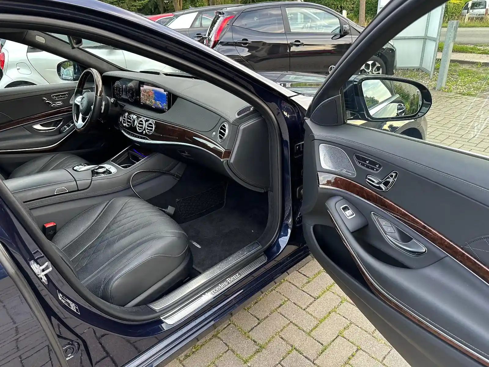 Mercedes-Benz S 560