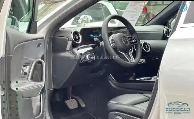 Mercedes-Benz A 220