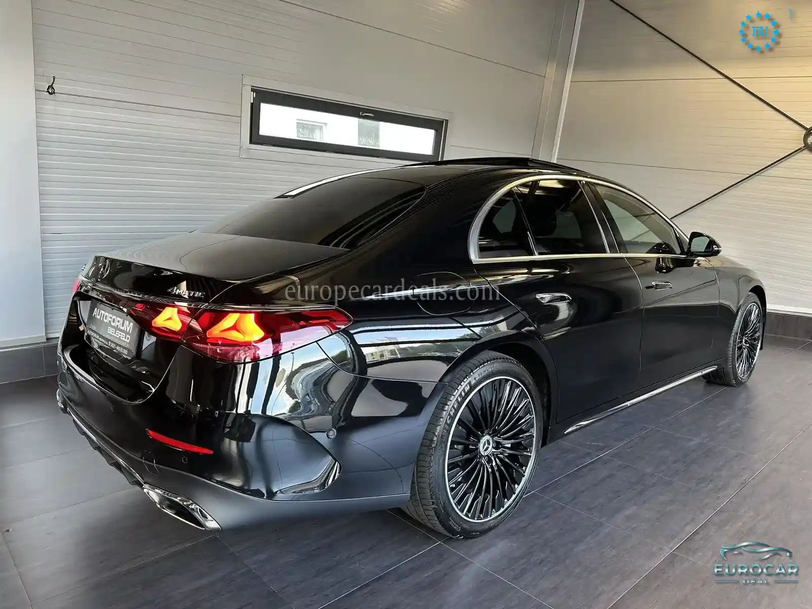 Mercedes-Benz E 300