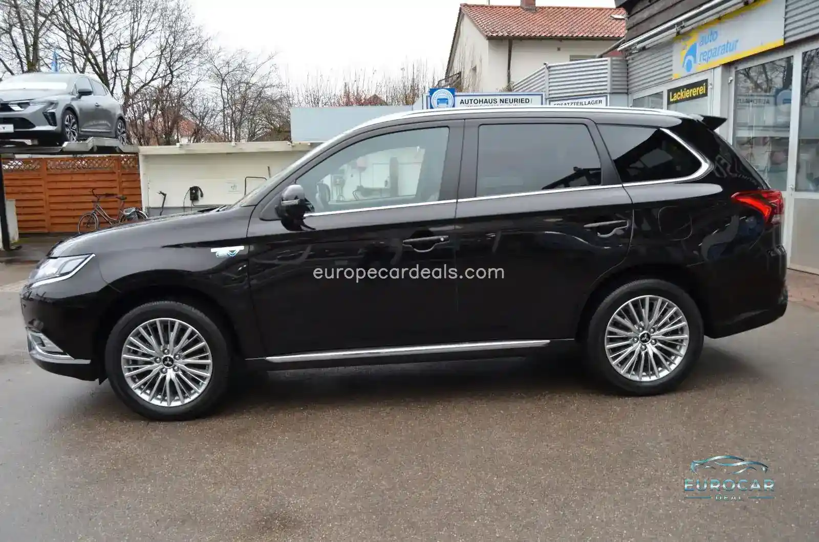 Mitsubishi Plug-in Hybrid Outlander