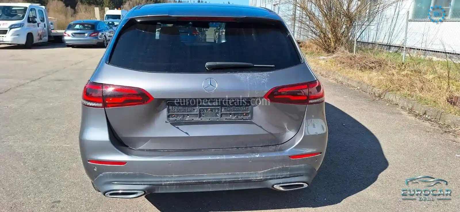 Mercedes-Benz B 220
