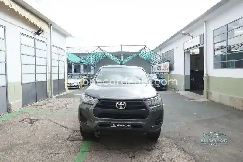 Toyota Hilux
