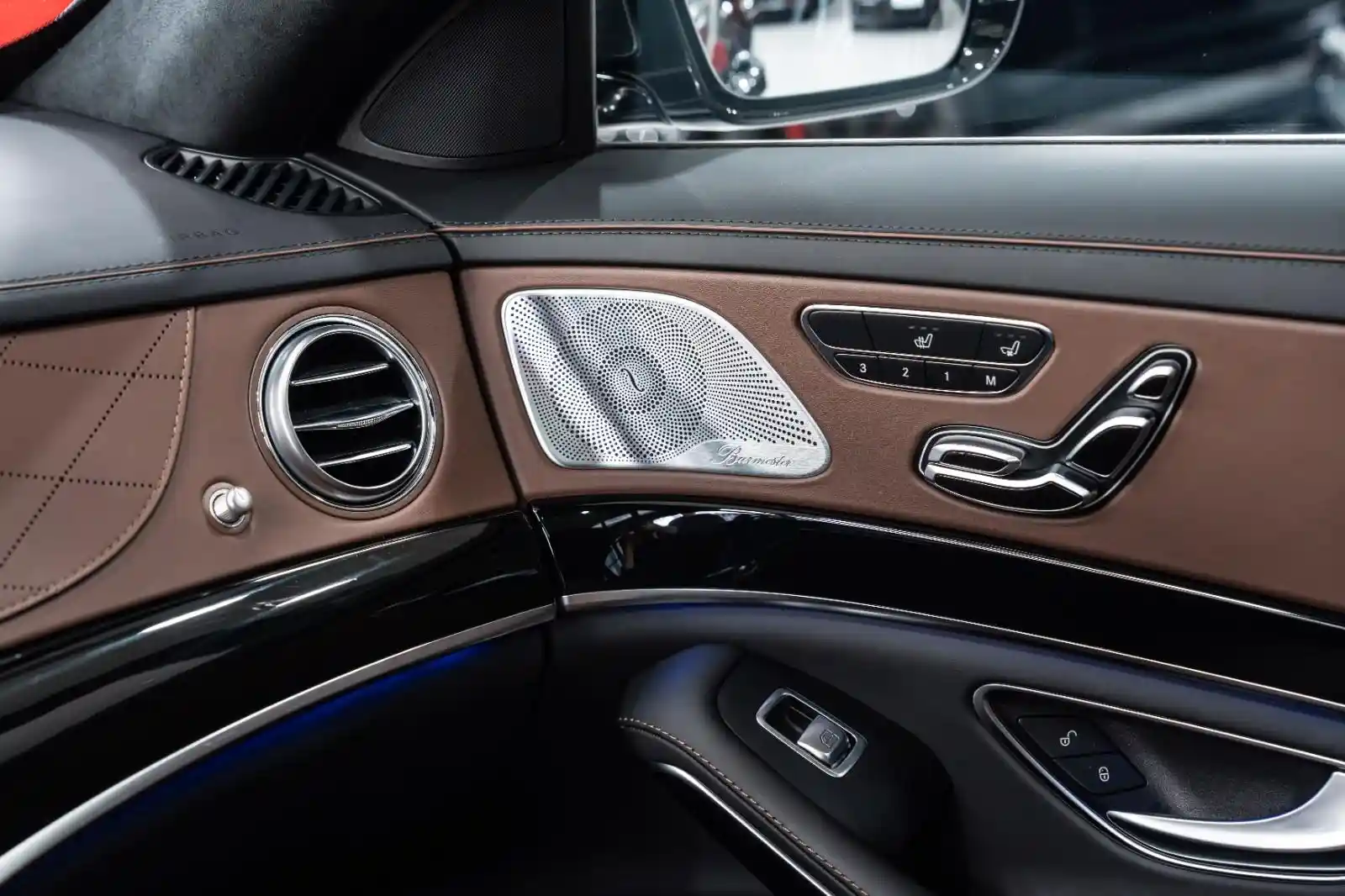 Mercedes-Benz S 560