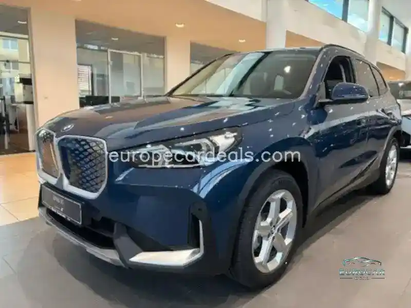 BMW iX1