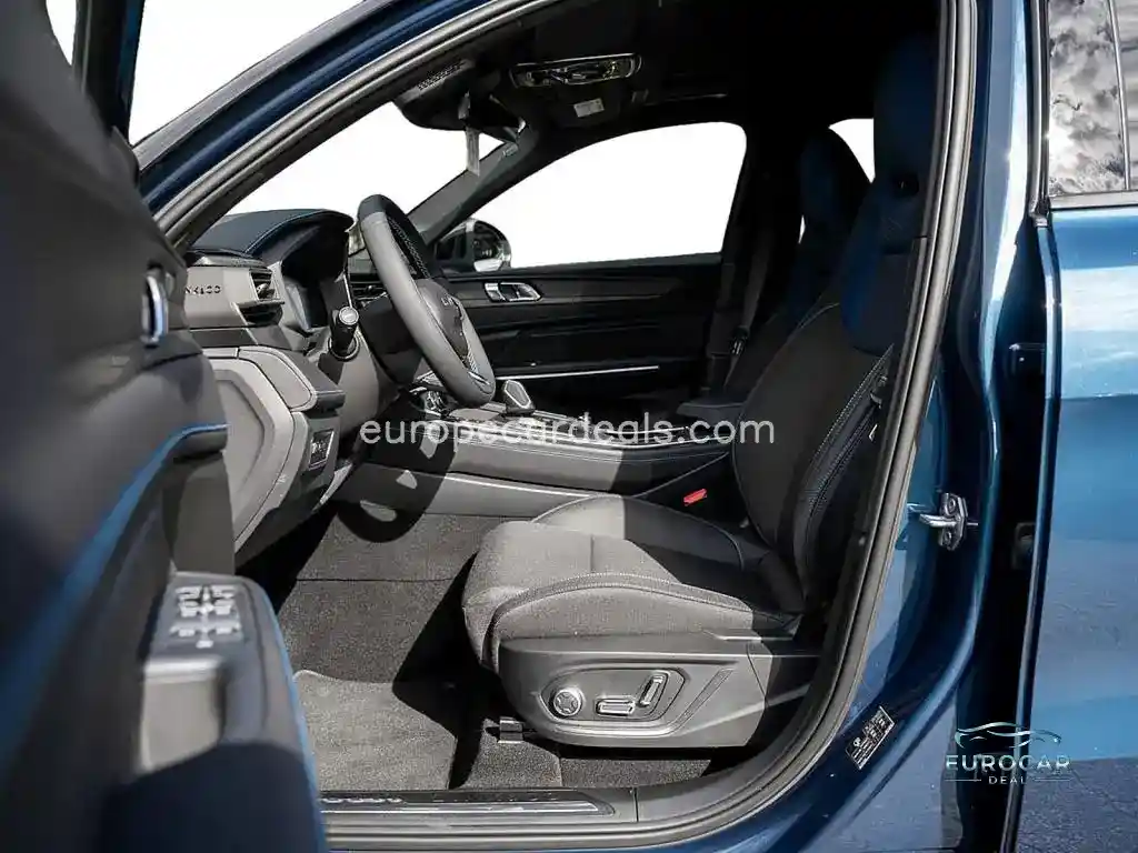 Lynk&Co 01