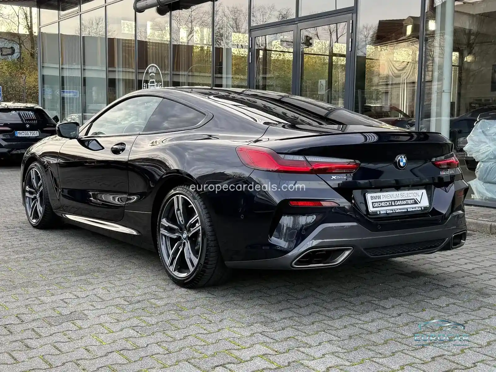 BMW M850