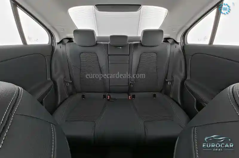 Mercedes-Benz A 220