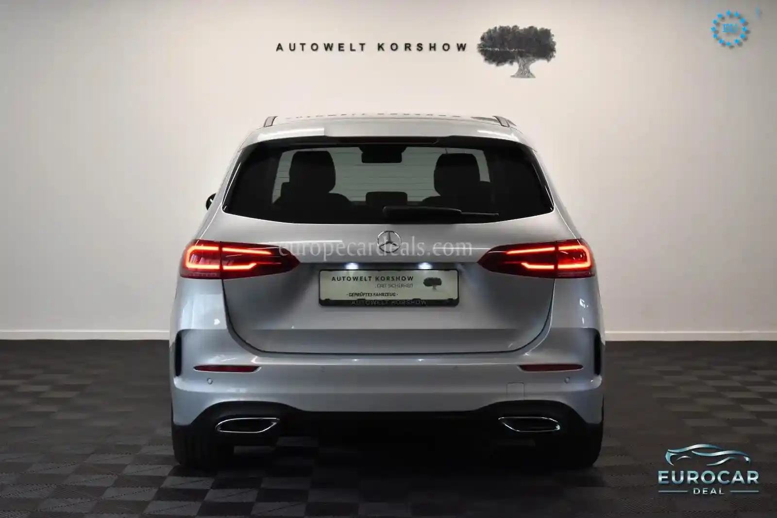 Mercedes-Benz B 220