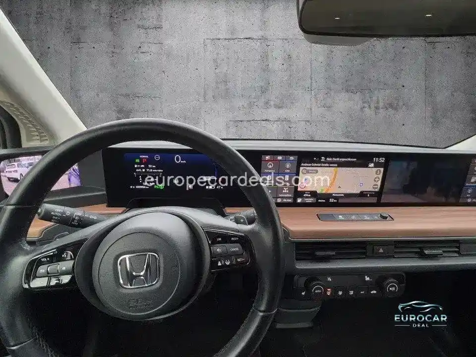 Honda e
