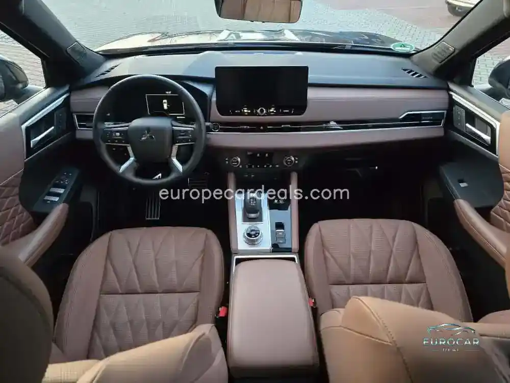 Mitsubishi Plug-in Hybrid Outlander