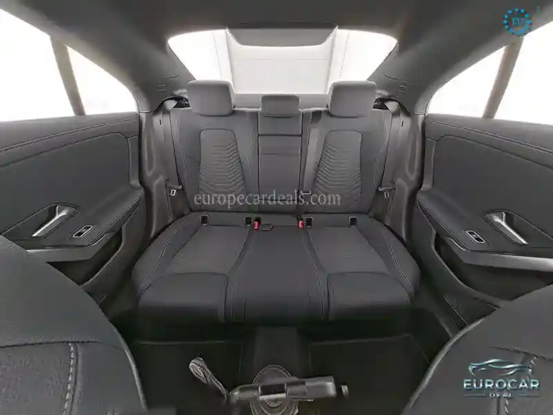 Mercedes-Benz CLA 180