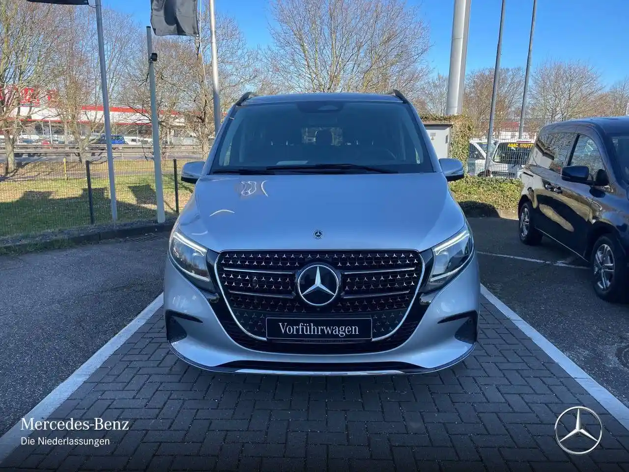 Mercedes-Benz V 250