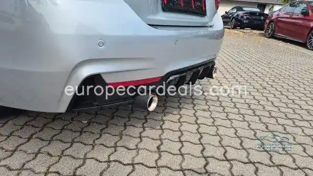 BMW 440