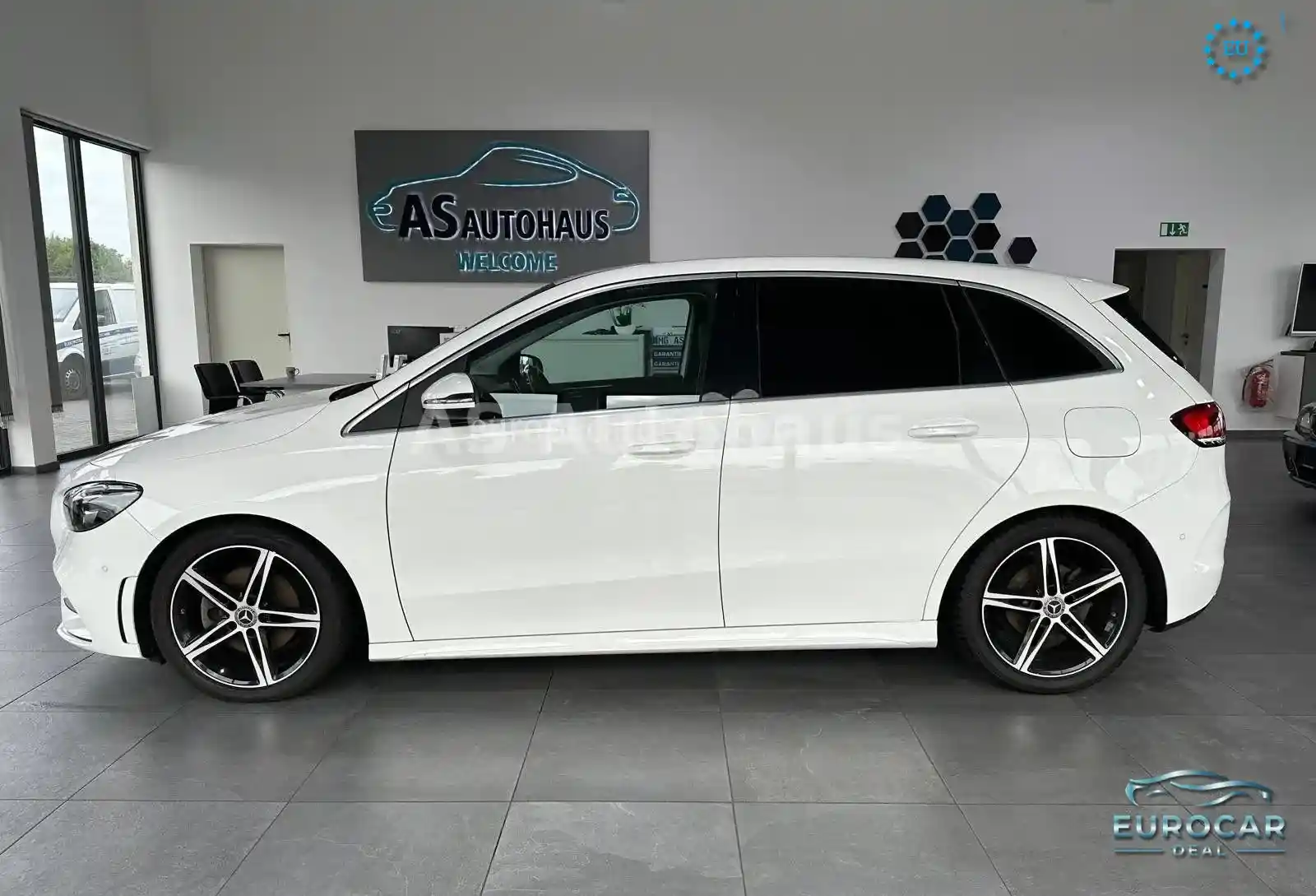 Mercedes-Benz B 200