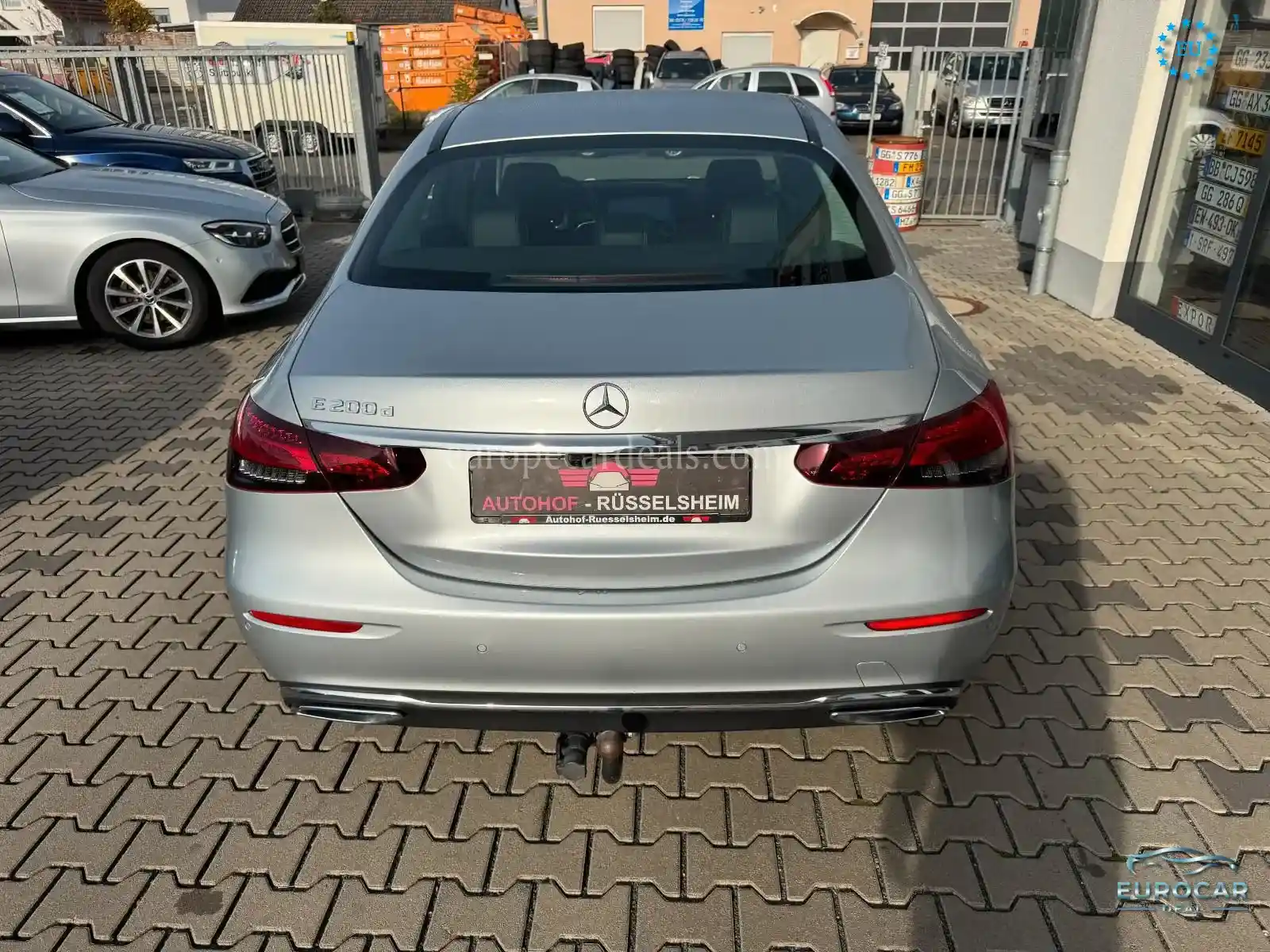 Mercedes-Benz E 200