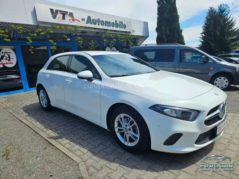 Mercedes-Benz A 180