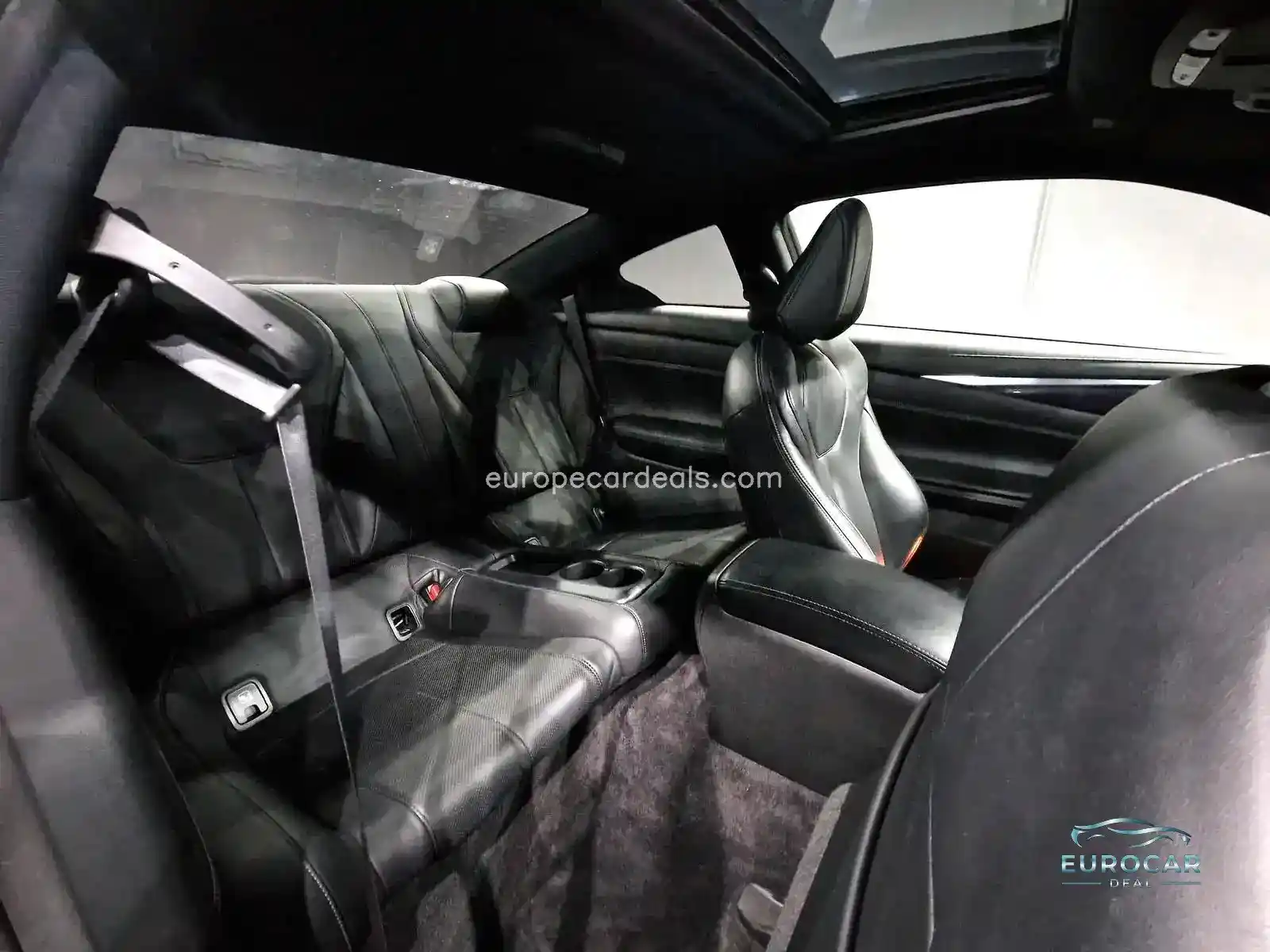 Infiniti Q60