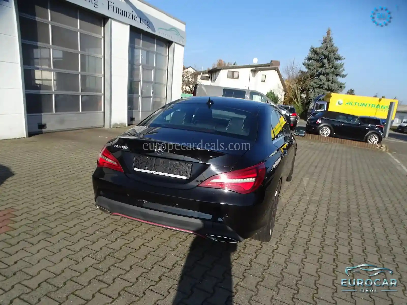 Mercedes-Benz CLA 180