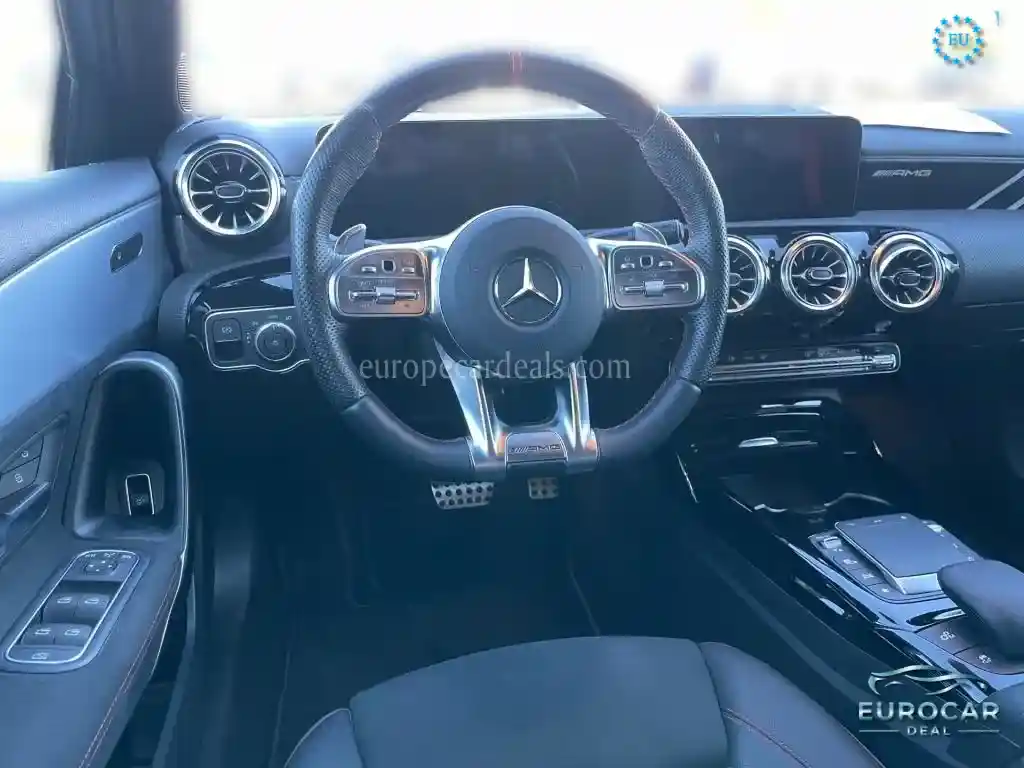 Mercedes-Benz A 35 AMG