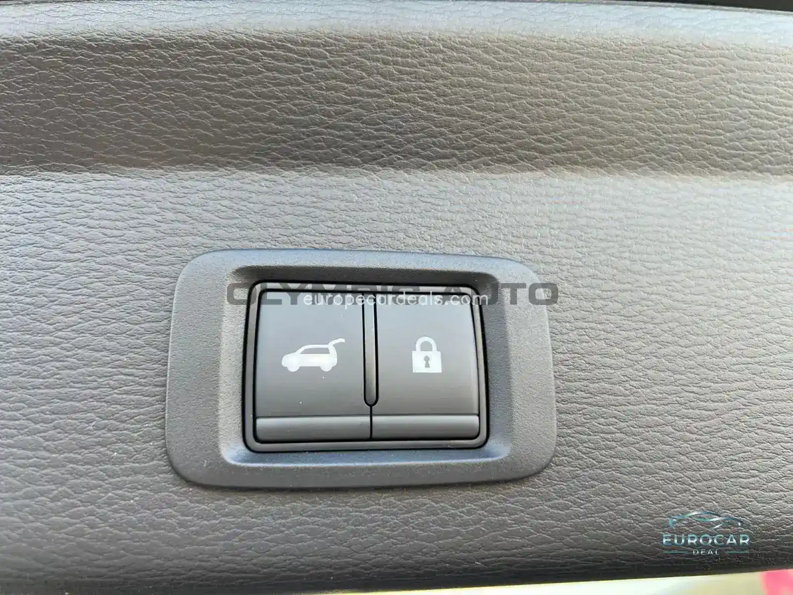 Mitsubishi Plug-in Hybrid Outlander
