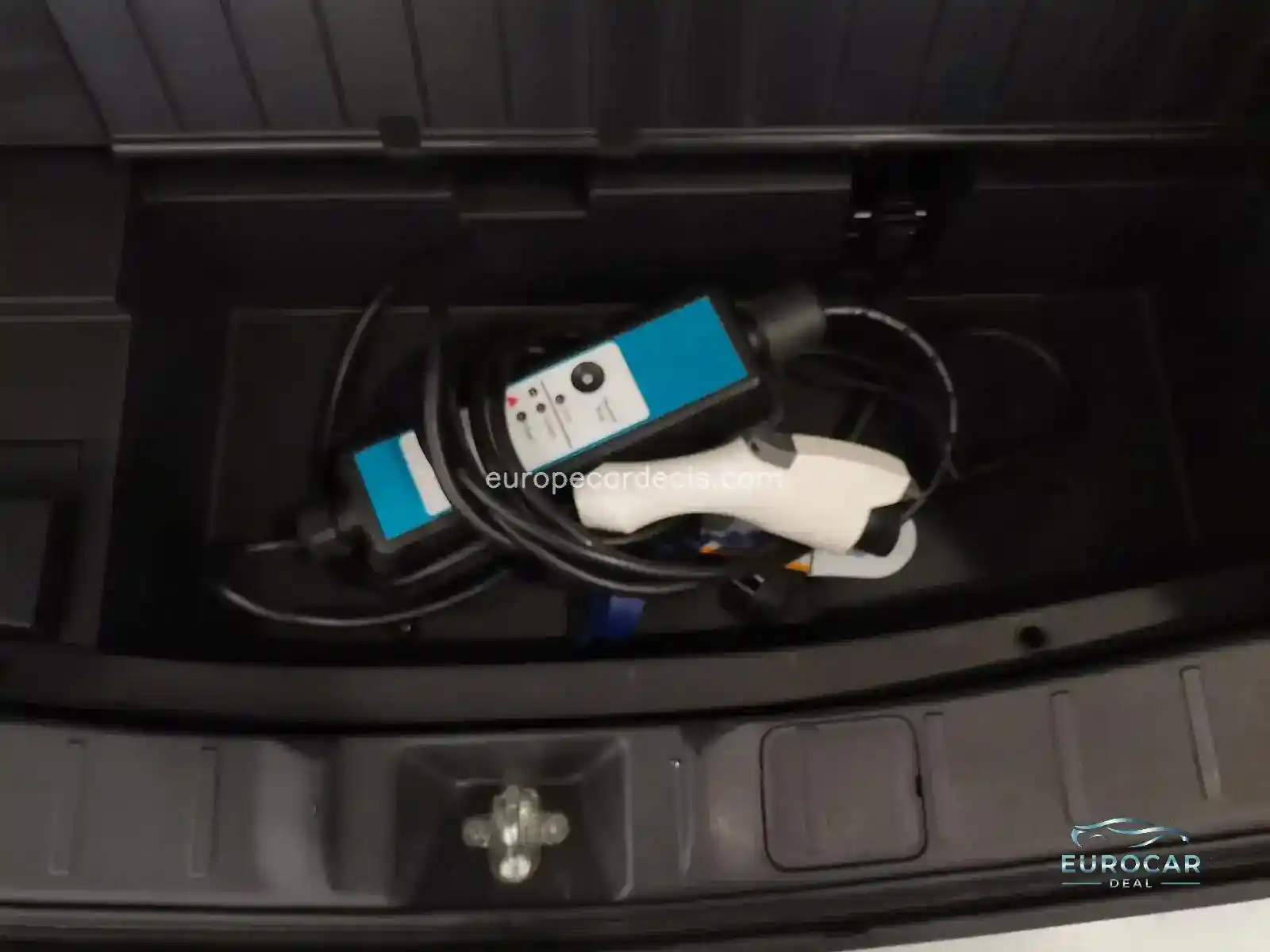 Mitsubishi Plug-in Hybrid Outlander