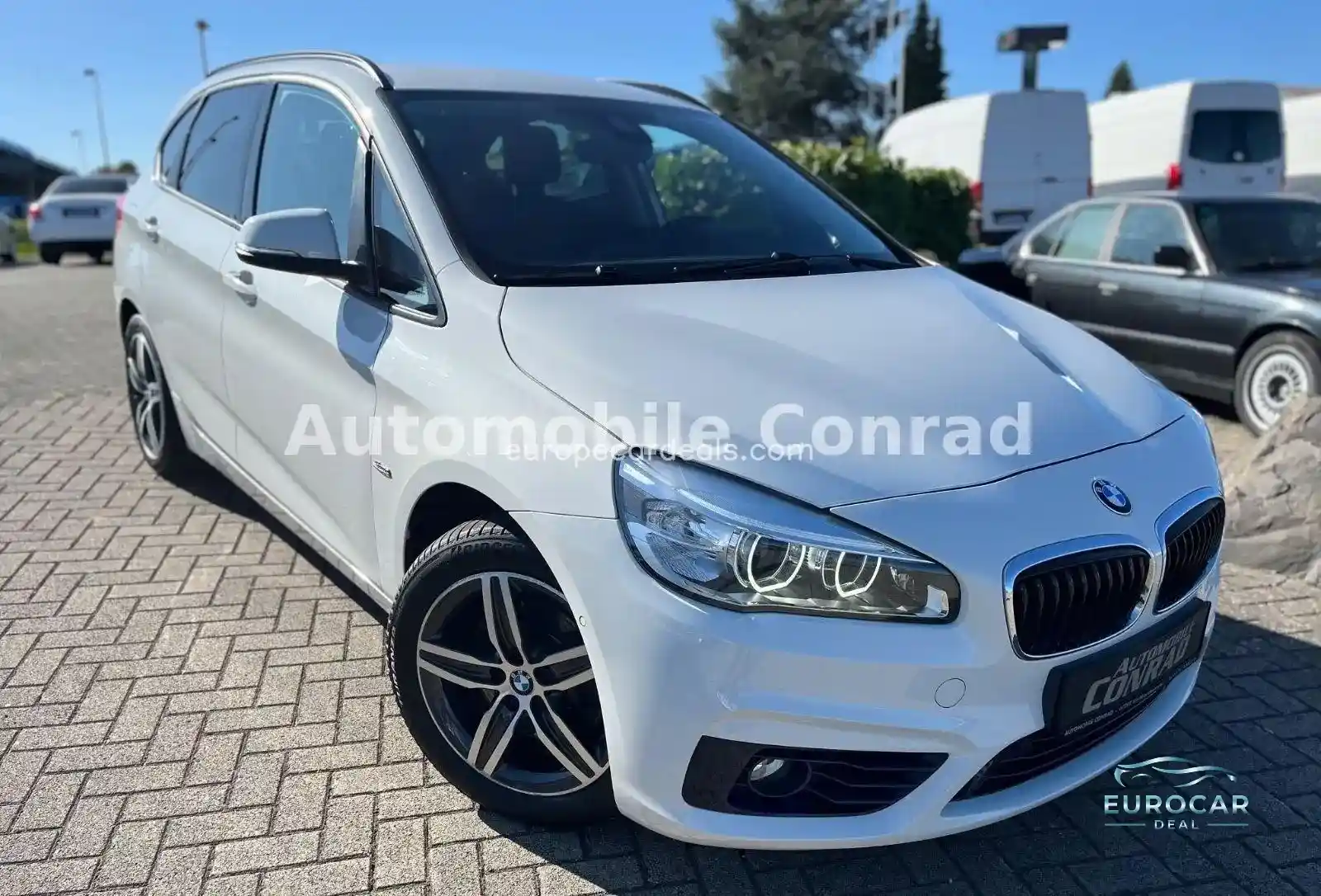 BMW 218