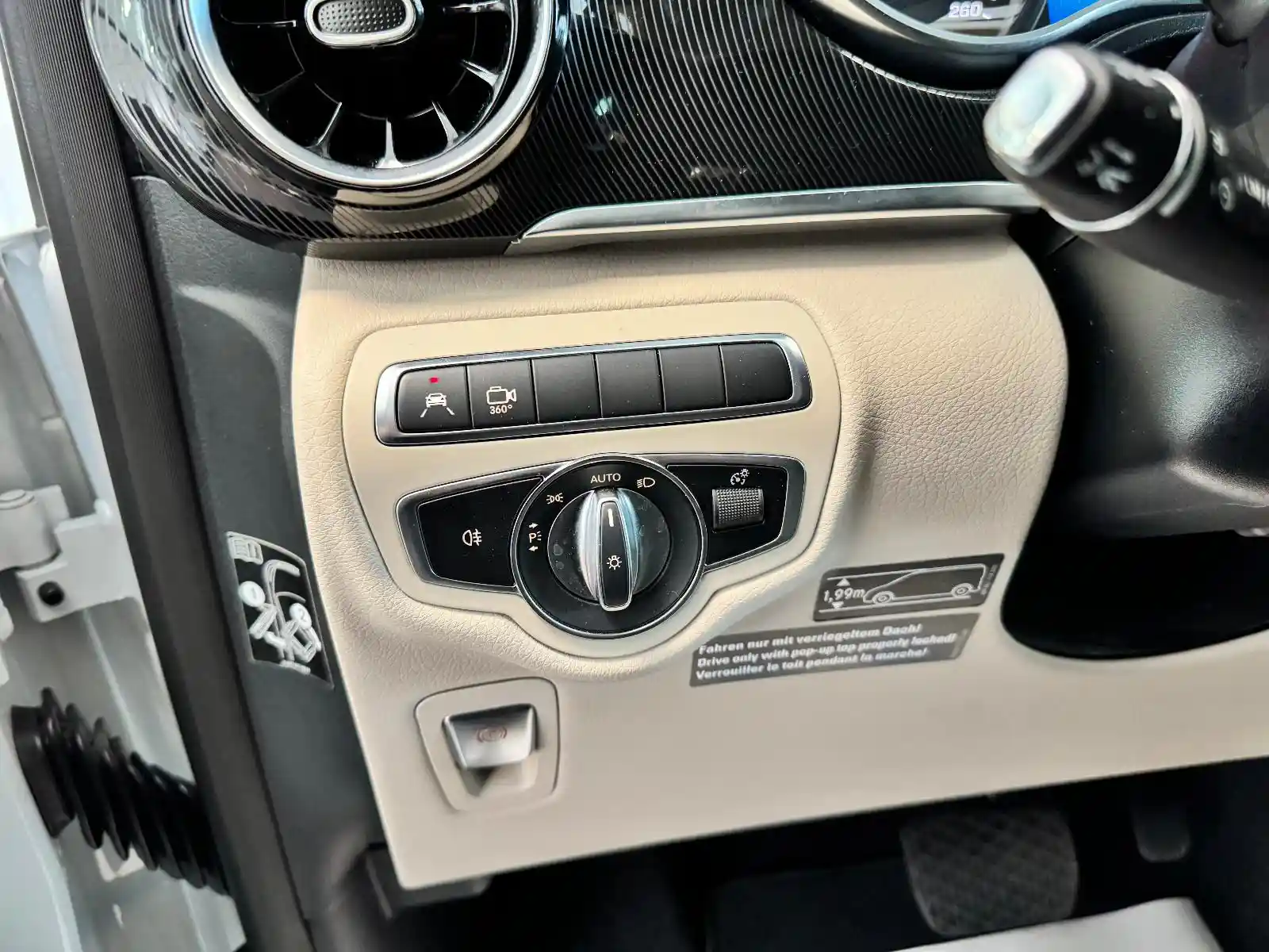 Mercedes-Benz V 250