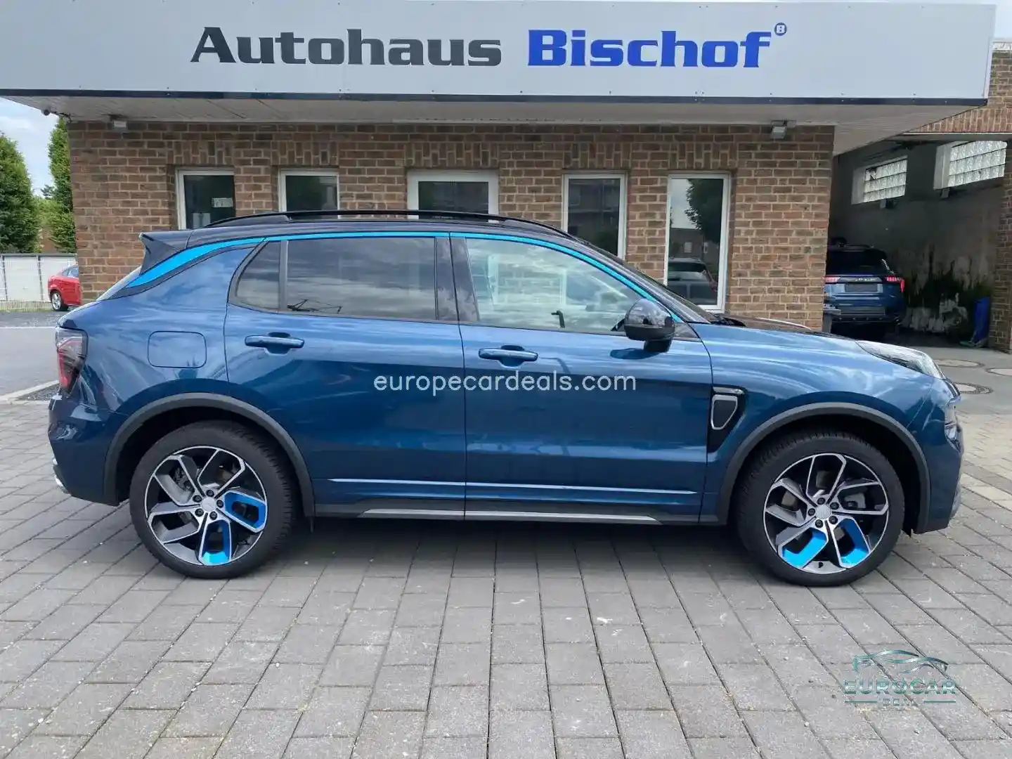 Lynk&Co 01