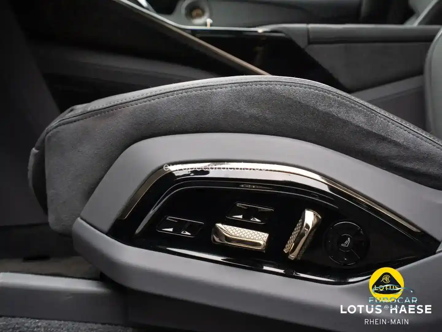 Lotus Eletre