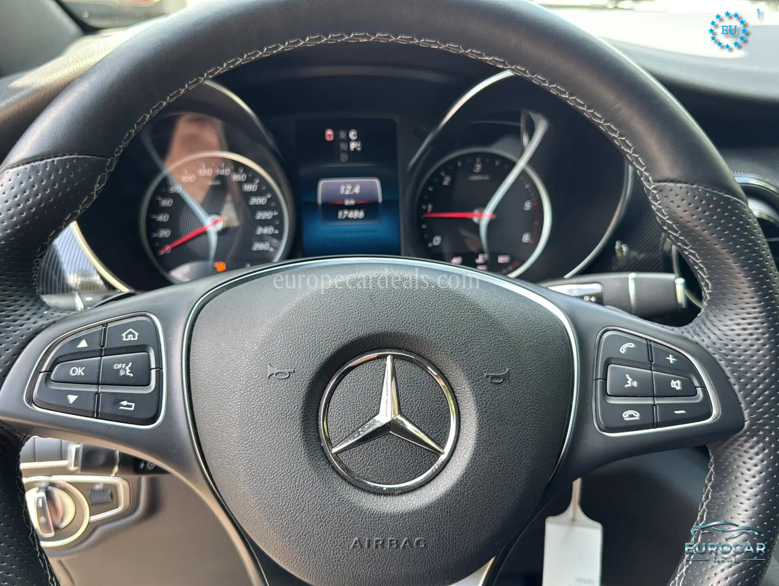 Mercedes-Benz V 220