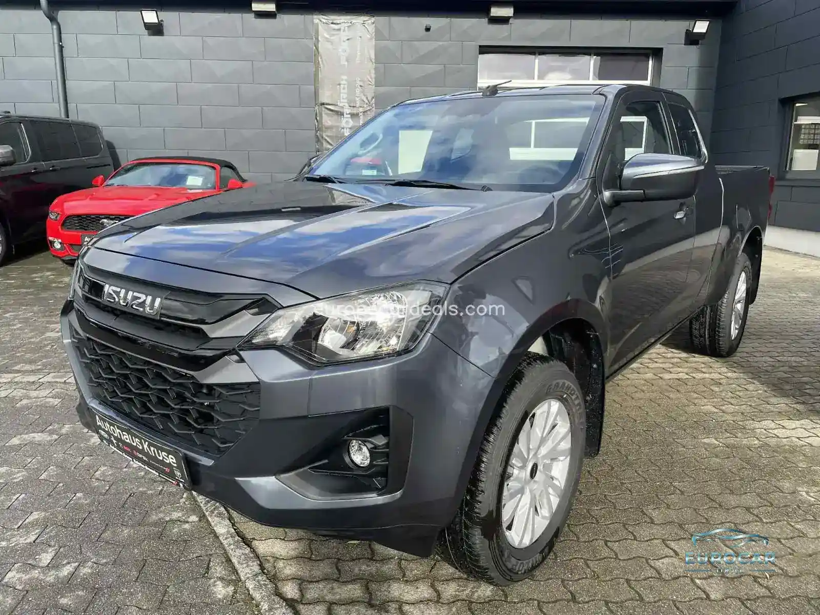 Space Cab 4×4 Aut. LS 120kW