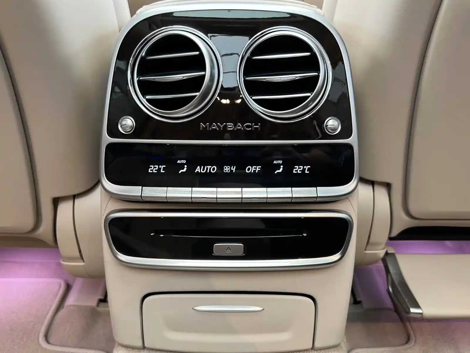 Mercedes-Benz S 560