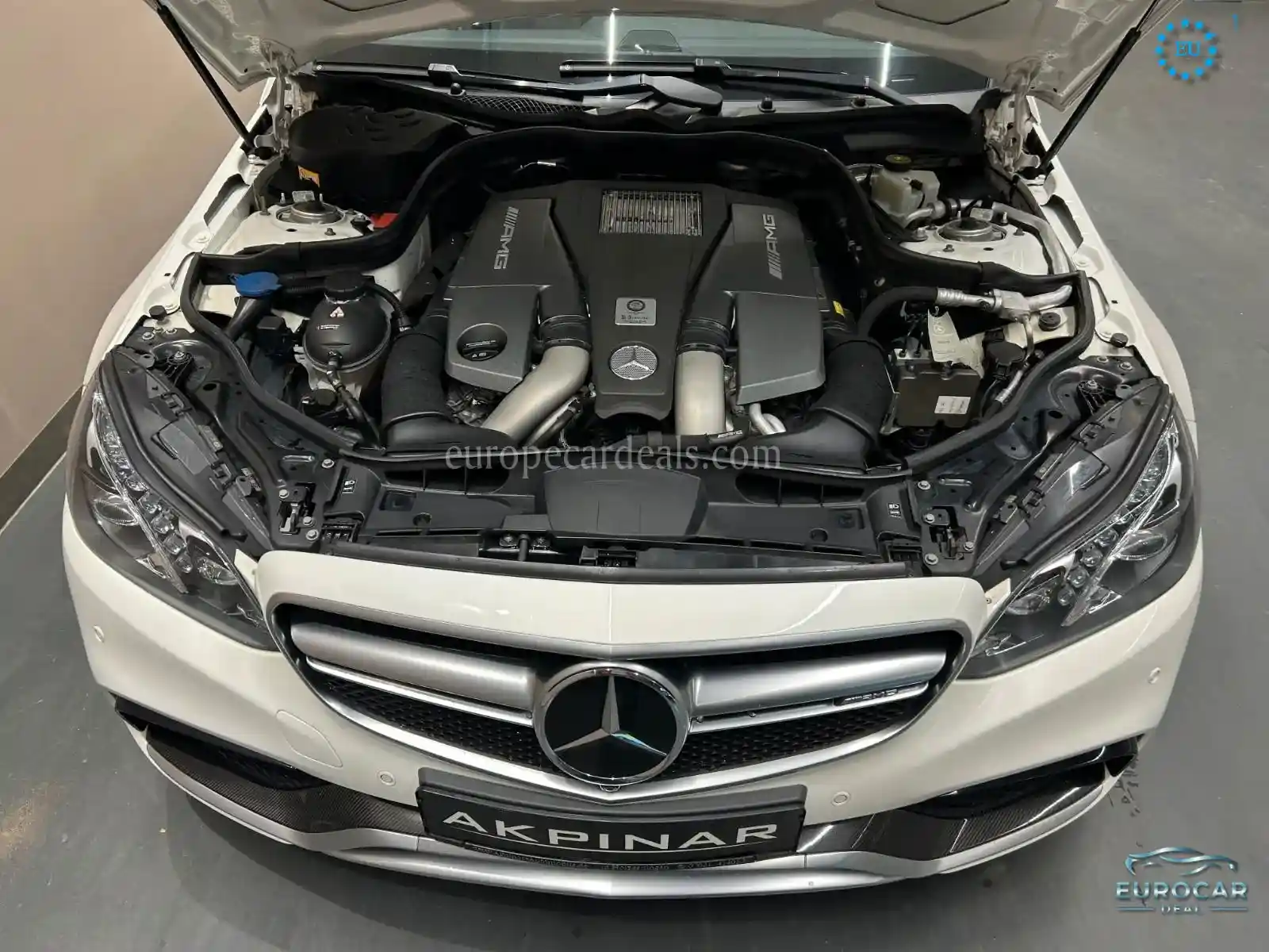 Mercedes-Benz E 63 AMG