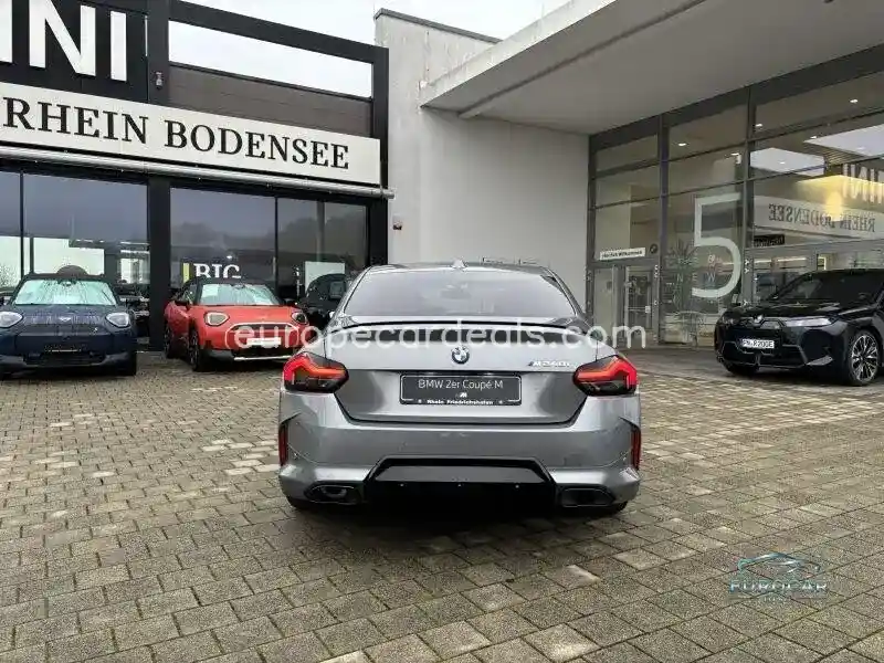 BMW M240i