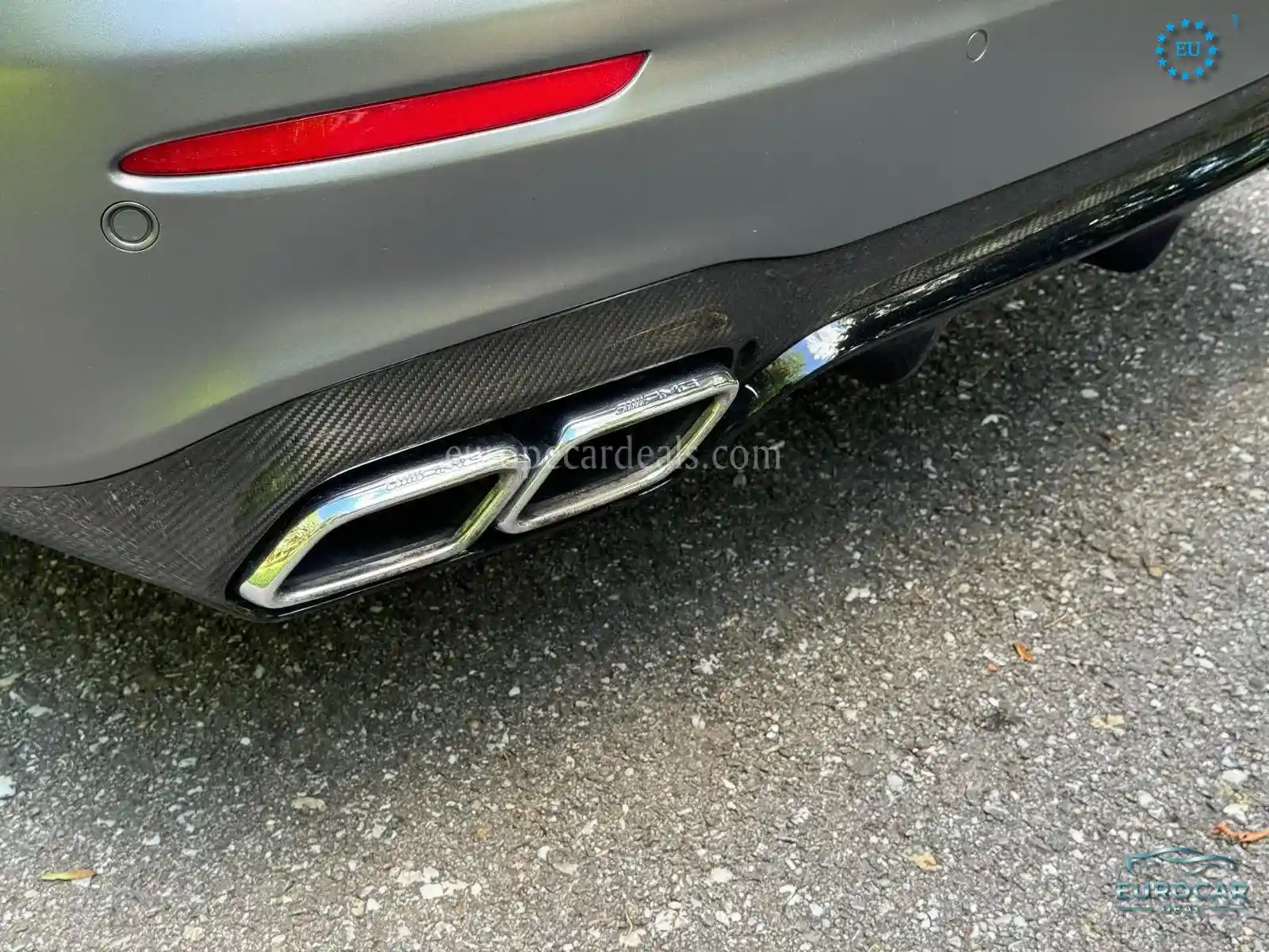 Mercedes-Benz E 63 AMG