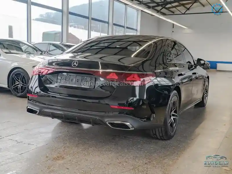Mercedes-Benz E 200