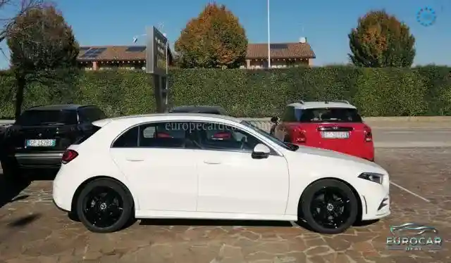 Mercedes-Benz A 180