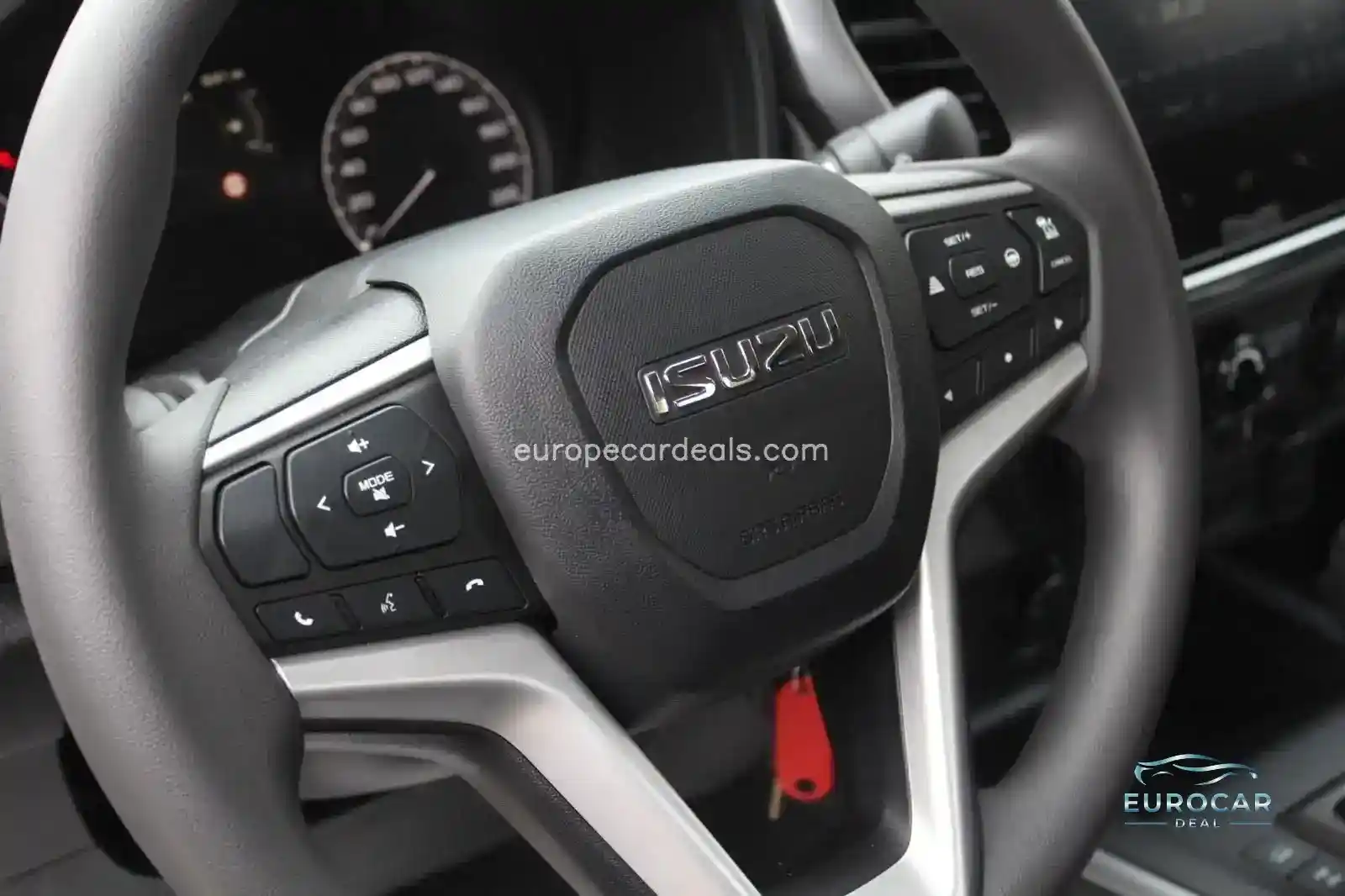 Space Cab 4×4 LS | VERFÜGBAR