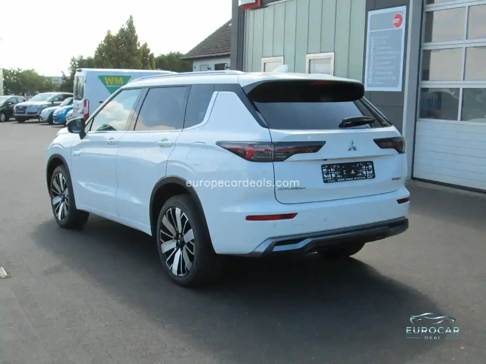 Mitsubishi Plug-in Hybrid Outlander