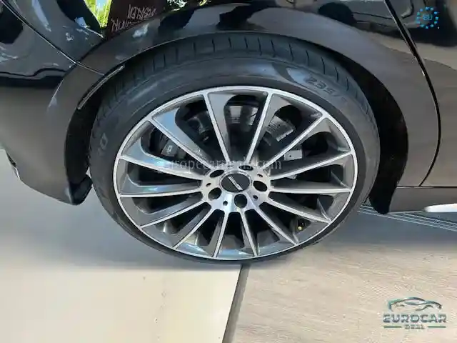 Mercedes-Benz A 45 AMG