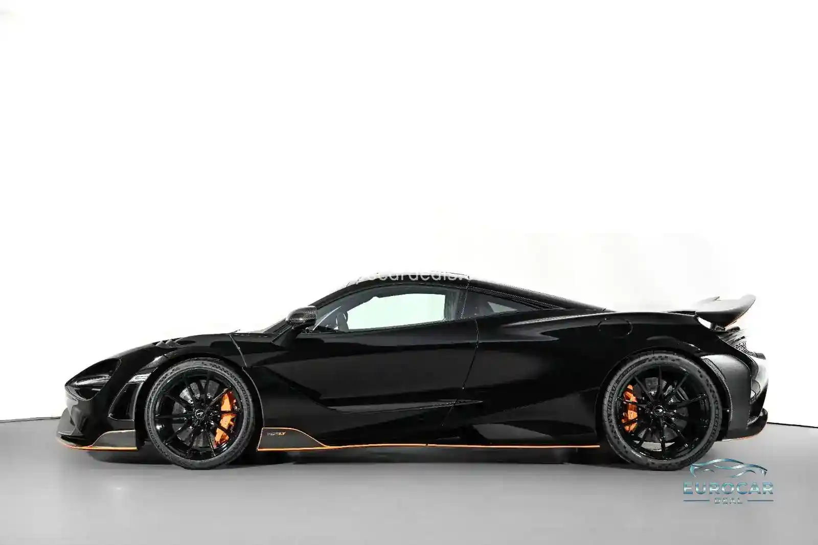 McLaren 765LT