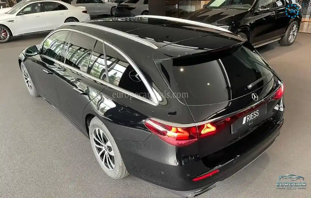 Mercedes-Benz E 200