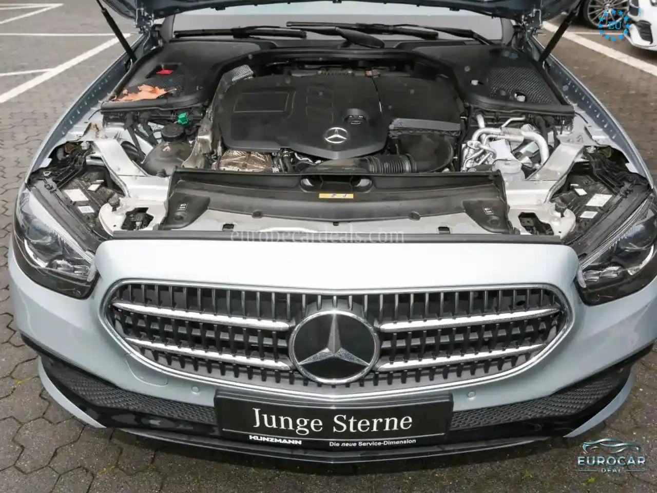 Mercedes-Benz E 300