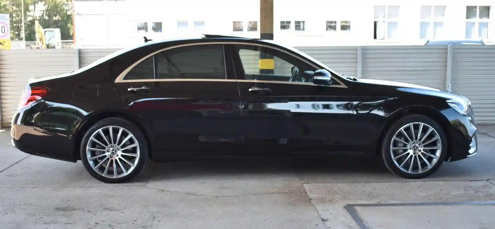 Mercedes-Benz S 500