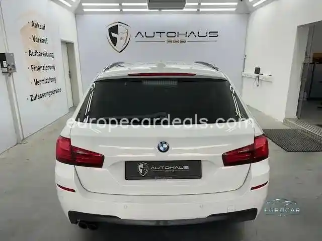 BMW 525