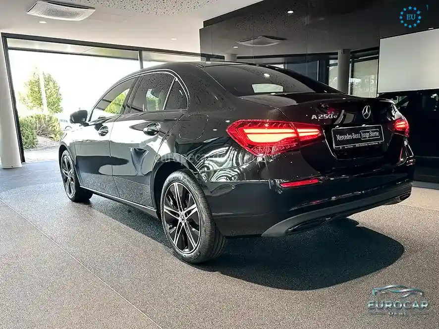 Mercedes-Benz A 250