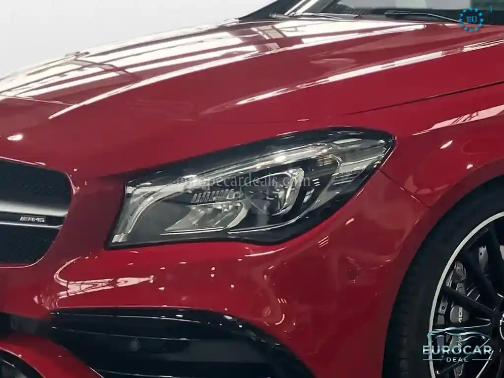 Mercedes-Benz CLA 45 AMG Shooting Brake